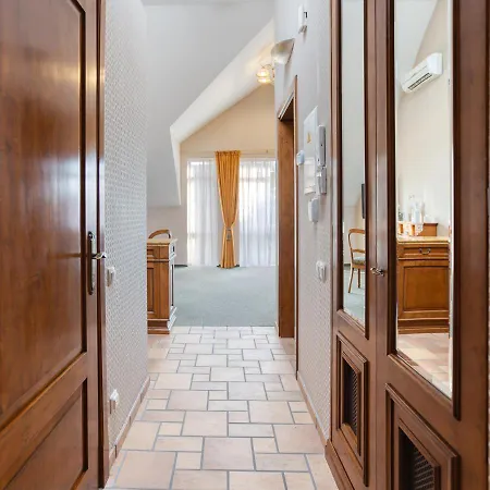 Apartament White Lily *